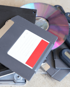 Media ( All tapes / floppy / cd / dvd / jewel cases) **includes LTO, DAT, DLT, VHS, Cassette