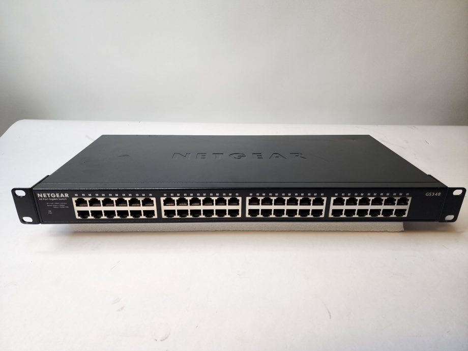 NETGEAR 48-port Gigabit Ethernet Unmanaged PoE+ Switch with 24-Ports PoE+