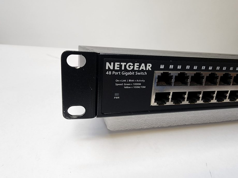 NETGEAR 48-port Gigabit Ethernet Unmanaged PoE+ Switch with 24-Ports PoE+