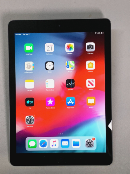 image of Apple iPad Air 1st Gen 64GB Wi Fi 97in Space Gray 355050235664 1
