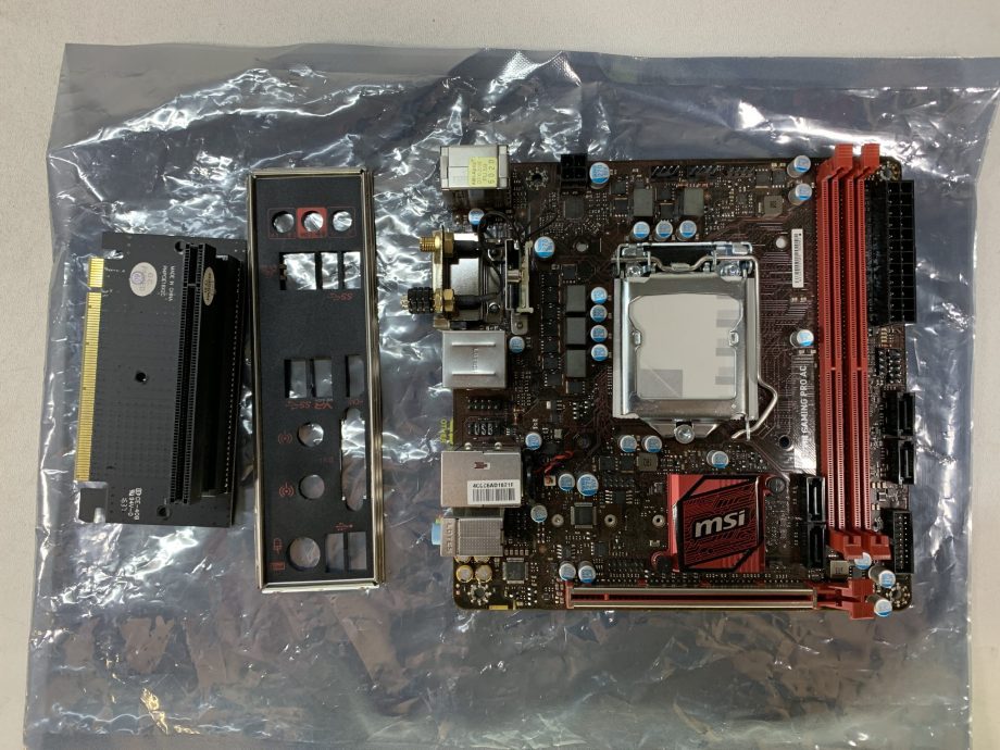 MSI H270I Gaming Pro AC & IO Shield  LGA1151 - Mini-ITX Motherboard