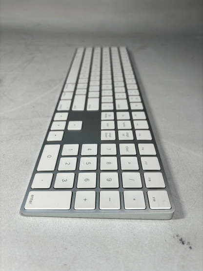 image of Apple Magic Keyboard with Numeric Keypad A1843 Used Good 375305782129 3