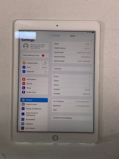image of Apple iPad Pro 1st Gen 128GB Wi Fi 97 in Silver Used Good 375231000502 3