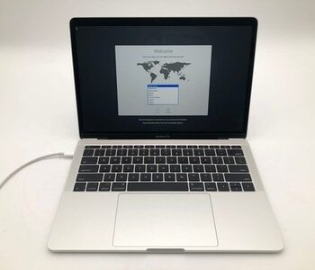 Apple MacBook Pro (13-inch, 2017, Two Thunderbolt 3 ports) Intel Core i5-7360U 8 GB 128 GB
