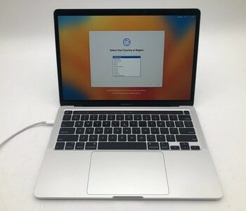 Apple | MacBook Pro 13" | 2020 | i5-8257U | 8GB | 256 GB SSD | 78% Battery