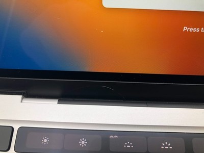 Apple MacBook Pro (13-inch, 2020, Two Thunderbolt 3 ports) Silver macOS 13.7 6 Apple MacBook Pro (13-inch, 2020, Two Thunderbolt 3 ports) Silver macOS 13.7
