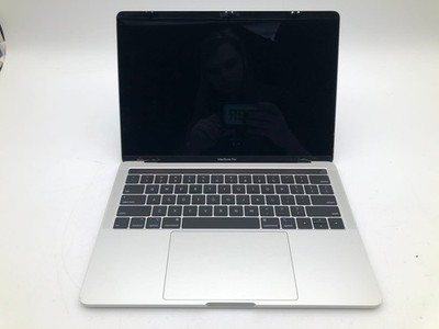 Apple | MacBook Pro 13" | 2019 | i5-8257U | 8GB | 128 GB SSD | 92% Battery 2 Apple | MacBook Pro 13" | 2019 | i5-8257U | 8GB | 128 GB SSD | 92% Battery