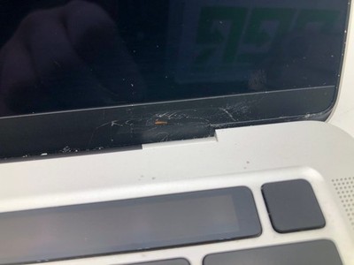 Apple | MacBook Pro 13" | 2020 | i5-8257U | 8GB | 256 GB SSD | 79% Battery 6 Apple | MacBook Pro 13" | 2020 | i5-8257U | 8GB | 256 GB SSD | 79% Battery