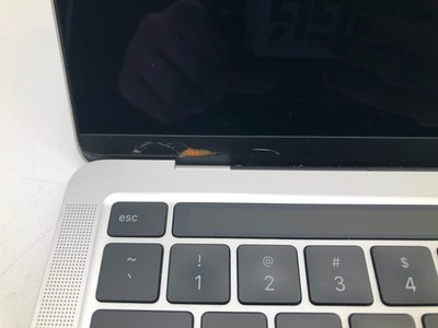 Apple | MacBook Pro 13" | 2020 | i5-8257U | 8GB | 256 GB SSD | 81% Battery 7 Apple | MacBook Pro 13" | 2020 | i5-8257U | 8GB | 256 GB SSD | 81% Battery
