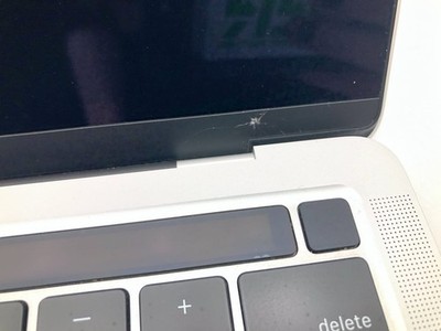 Apple | MacBook Pro 13" | 2020 | i5-8257U | 8GB | 256 GB SSD | 70% Battery 6 Apple | MacBook Pro 13" | 2020 | i5-8257U | 8GB | 256 GB SSD | 70% Battery