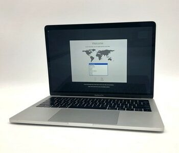 Apple | MacBook Pro 13" | 2019 | i5-8257U | 8GB | 128 GB SSD | 65% Battery