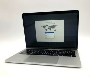 Apple | MacBook Pro 13" | 2019 | i5-8257U | 8GB | 128 GB SSD | 88% Battery