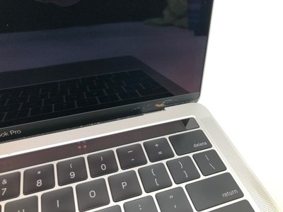 Apple | MacBook Pro 13" | 2019 | i5-8257U | 8GB | 128 GB SSD | 88% Battery 3 Apple | MacBook Pro 13" | 2019 | i5-8257U | 8GB | 128 GB SSD | 88% Battery