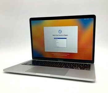 Apple | MacBook Pro 13" | 2020 | i5-8257U | 8GB | 256 GB SSD | 77% Battery