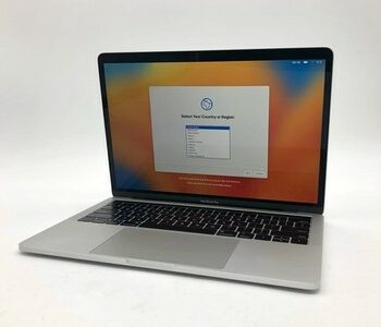 Apple | MacBook Pro 13" | 2019 | i5-8257U | 8GB | 128 GB SSD | 75% Battery