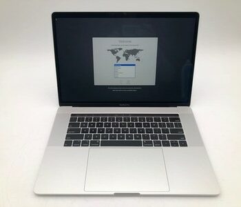 Apple | MacBook Pro 15" | 2019 | i9-9880H | 32GB | 512 GB SSD | 65% Battery