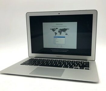 Apple | MacBook Air 13" | 2012 | i5-3427U | 4GB | 256 GB SSD | 92% Battery