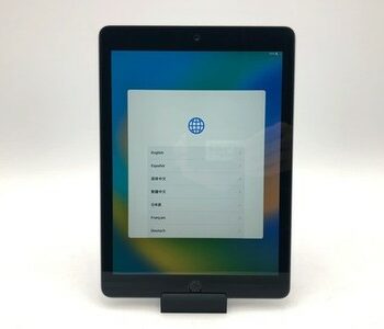 Apple iPad 6th Gen 128GB Space Gray Wifi Only MR7J2LL/A iPadOS Tablet Tested 80%