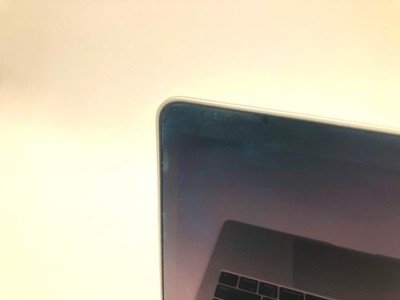 Apple MacBook Pro 2019 i5-8257U 8 GB 128 GB SSD 82% Battery