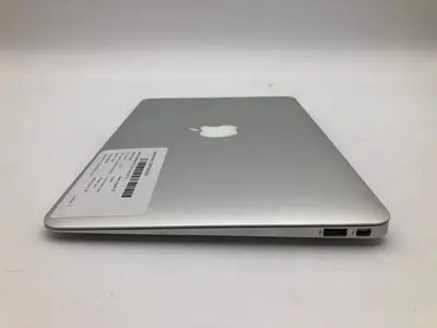 Apple | MacBook Air 11" | 2014 | i5-4260U | 4GB | 256 GB SSD | 92% Battery 5 Apple | MacBook Air 11" | 2014 | i5-4260U | 4GB | 256 GB SSD | 92% Battery