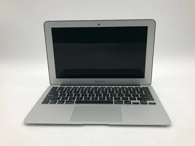 Apple | MacBook Air 11" | 2015 | i5-5250U | 4GB | 128 GB SSD | 89% Battery 2 Apple | MacBook Air 11" | 2015 | i5-5250U | 4GB | 128 GB SSD | 89% Battery