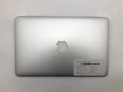 Apple | MacBook Air 11" | 2015 | i5-5250U | 4GB | 128 GB SSD | 89% Battery 3 Apple | MacBook Air 11" | 2015 | i5-5250U | 4GB | 128 GB SSD | 89% Battery