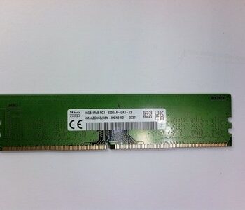SK Hynix 16GB DDR4-PC4-25600 (DDR4-3200) UDIMM RAM HMAA2GU6CJR8N-XN