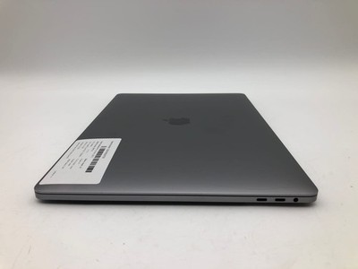 Apple | MacBook Pro 15" | 2017 | i7-7820HQ | 16GB | 512 GB SSD | 97% Battery