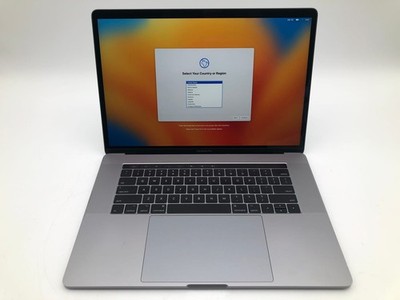 Apple | MacBook Pro 15" | 2017 | i7-7820HQ | 16GB | 512 GB SSD | 92% Battery