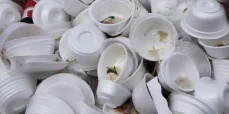 EPS and Plastic Recycling 18 Dirty and food-contaminated foam that is not accepted