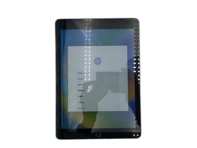 Apple | iPad (5th generation) Tablet | 32 GB | 9.7 in | Wi-Fi 5 (802.11ac), Blue 1 Apple | iPad (5th generation) Tablet | 32 GB | 9.7 in | Wi-Fi 5 (802.11ac), Blue