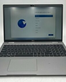 Dell Inc | Latitude 5520 | Intel Core i7-1185G7 | 16 GB RAM | 256GB | 15.5 inch