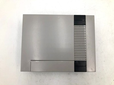 Nintendo NES-001 Entertainment System Console Only Gray - Tested and Working 4 Nintendo NES-001 Entertainment System Console Only Gray - Tested and Working