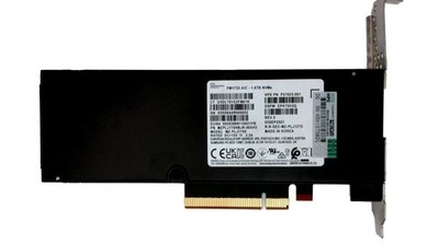 HPE | PM1735 | NVMe PCIe x8 | AIC 1 HPE | PM1735 | NVMe PCIe x8 | AIC