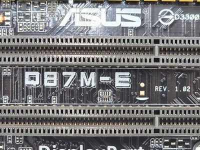 ASUS | Q87M-E | LGA1150 | micro-ATX | DDR3 5 ASUS | Q87M-E | LGA1150 | micro-ATX | DDR3