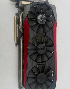 ASUS STRIX AMD Radeon R9 390 8GB GDDR5 PCIe Graphics Card Triple Fan