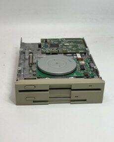 TEAC FD-505-222-U5 Dual 3.5" 5.25" HD 1.44MB 1.2MB Floppy Disk Drive Power on Te