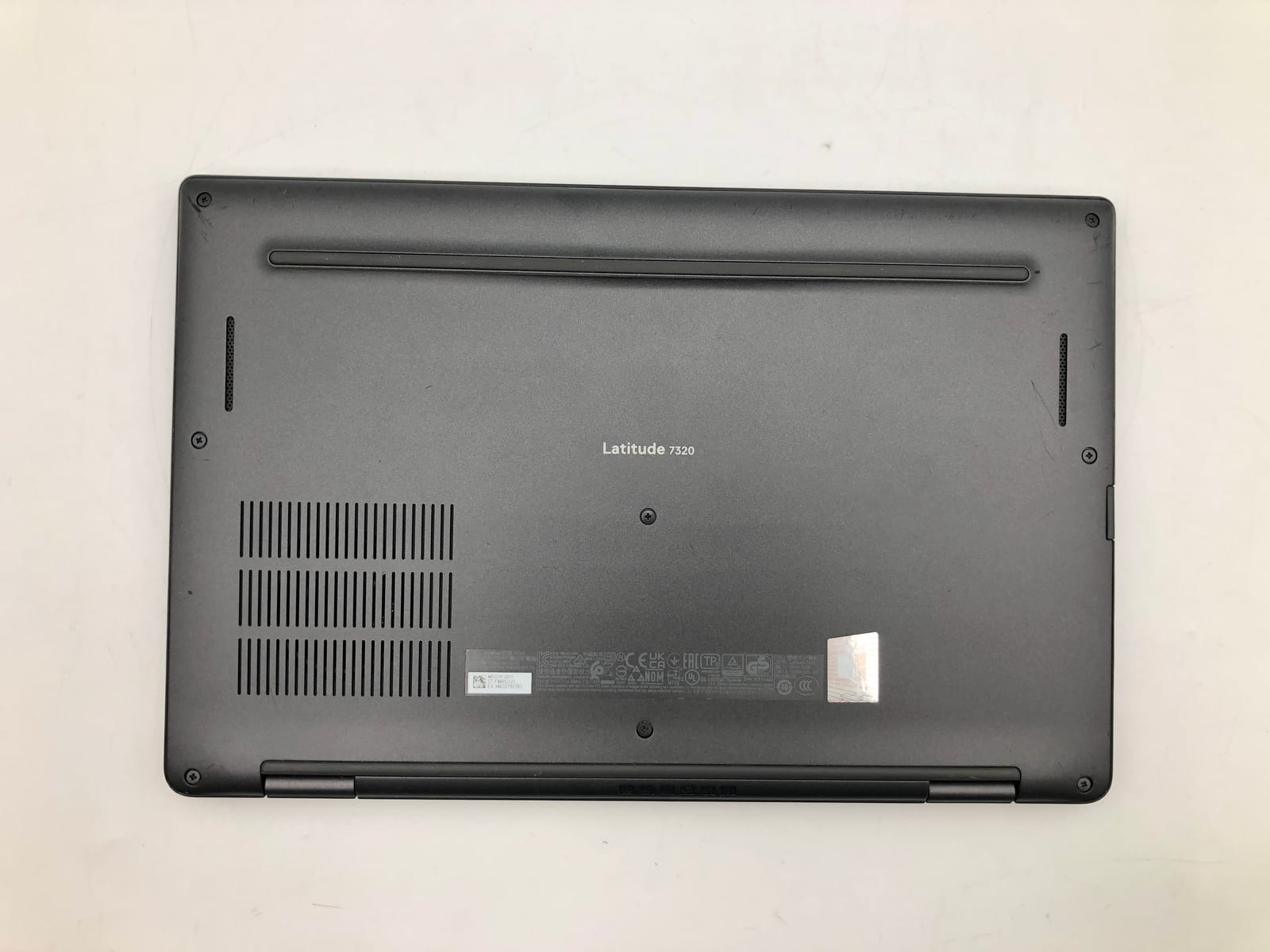 Dell | Latitude 7320 | i7-1165G7 | 16GB | 256GB NVMe | Win 11 Pro | 74% Battery 7 Dell | Latitude 7320 | i7-1165G7 | 16GB | 256GB NVMe | Win 11 Pro | 74% Battery