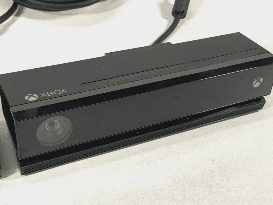 image of Microsoft Xbox One Kinect Sensor Bar Black 374928649120 2
