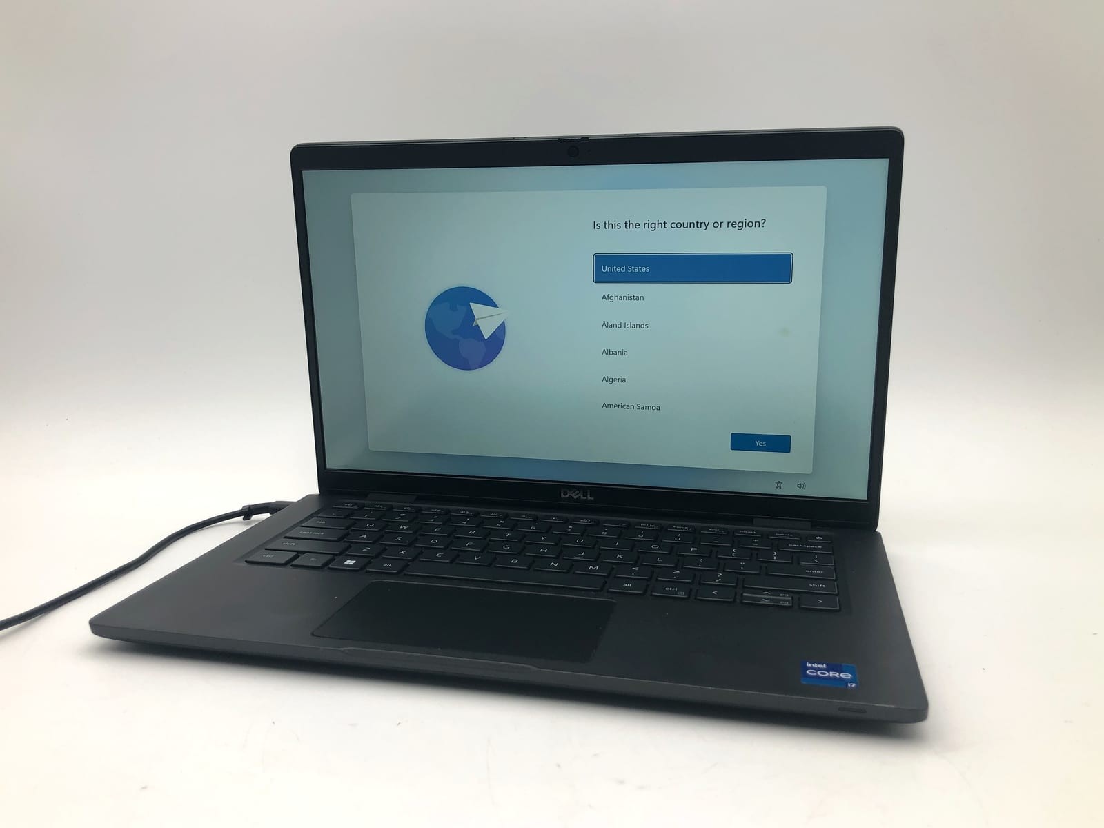Dell | Latitude 7320 | i7-1165G7 | 16GB | 256GB NVMe | Win 11 Pro | No Battery 1 1 Dell | Latitude 7320 | i7-1165G7 | 16GB | 256GB NVMe | Win 11 Pro | No Battery 1