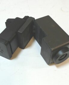 Huddly Go 1.0 Webcam with Wide-Angle Lens and 180° Auto-Flip With Mount