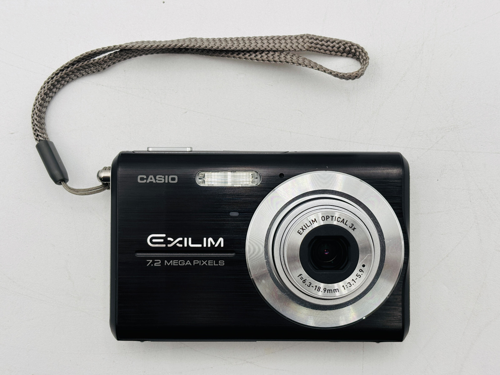 Casio Exilim EX-Z75 7.2MP デジタルカメラ 3倍振動防止光学ズーム(ピンク)