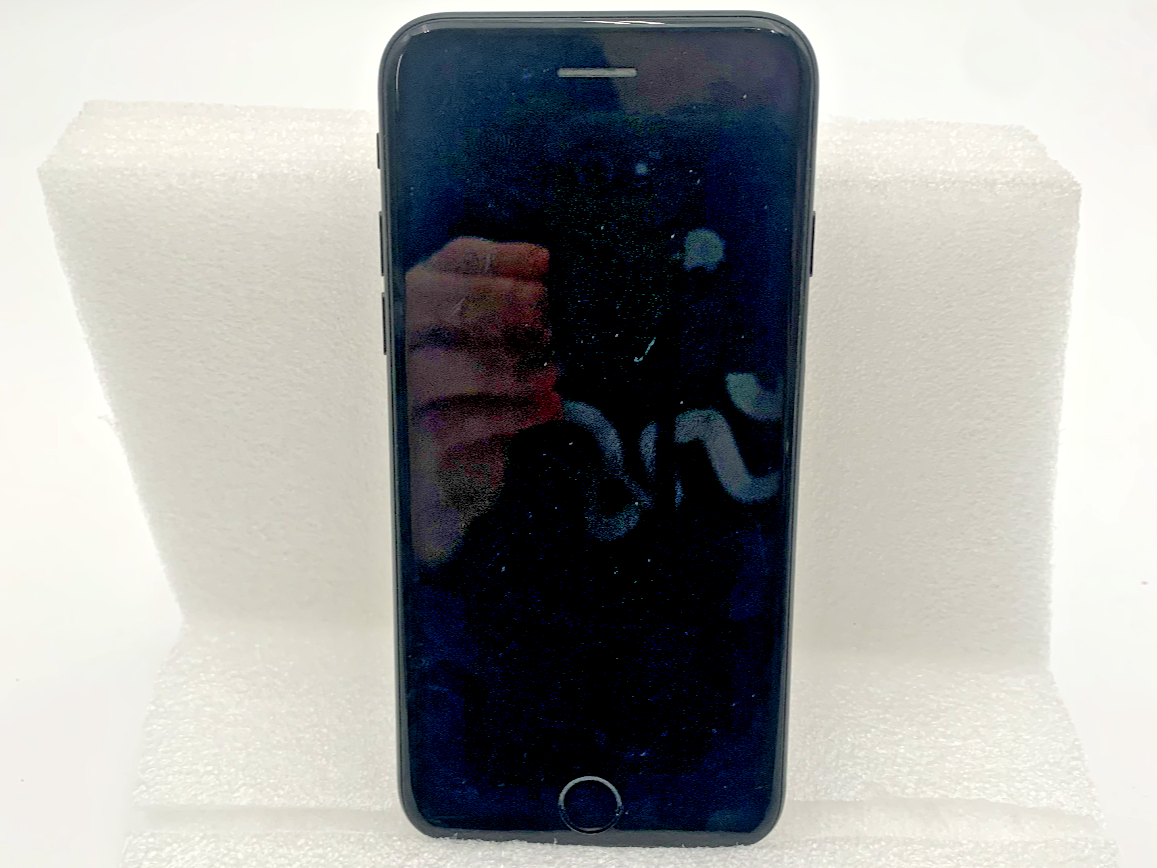 Apple iPhone 7 - 32 GB - Black (AT&T Locked) 93% bh 4 Apple iPhone 7 - 32 GB - Black (AT&T Locked) 93% bh