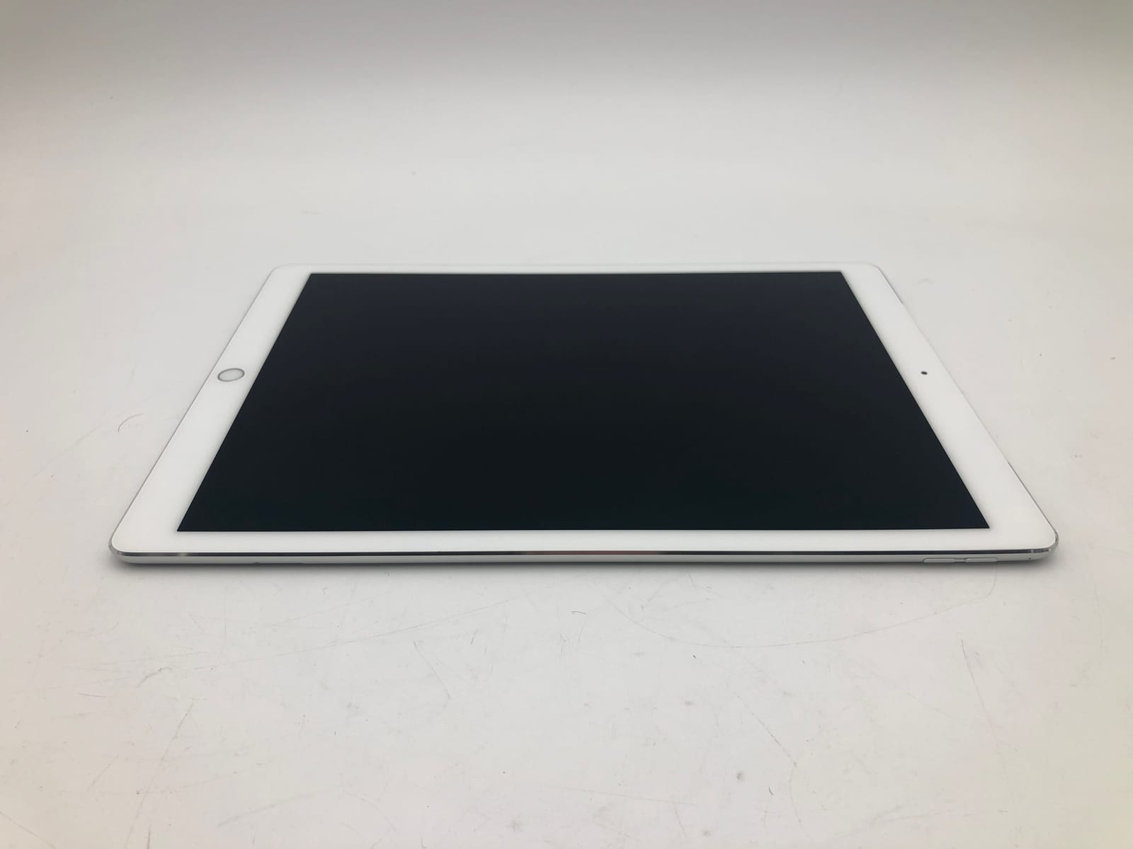 Apple iPad Pro 12.9 inch (1st Gen) 256GB Silver Unlocked ML3W2LL/A iOS Smartph 2 5 Apple iPad Pro 12.9 inch (1st Gen) 256GB Silver Unlocked ML3W2LL/A iOS Smartph 2