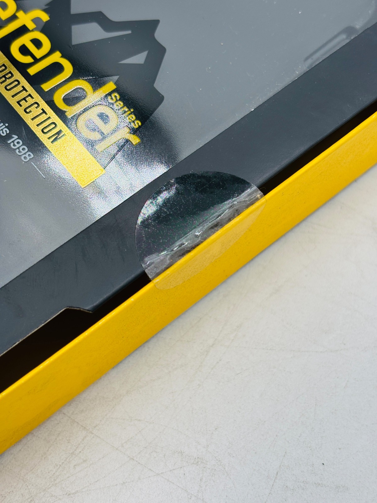 OTTERBOX Defender Series Case for Apple iPhone 11 Pro Max - Black 4 OTTERBOX Defender Series Case for Apple iPhone 11 Pro Max - Black