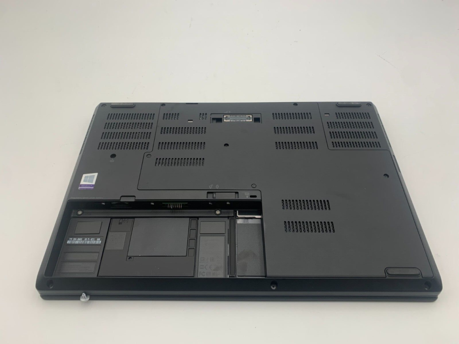 image of Lenovo ThinkPad P51 Xeon E3 16GB 256GB No Battery Win 11 Pro 356389966551 4