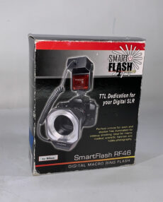 Phoenix Smart Flash with Macro attachment RF46 - Open Box