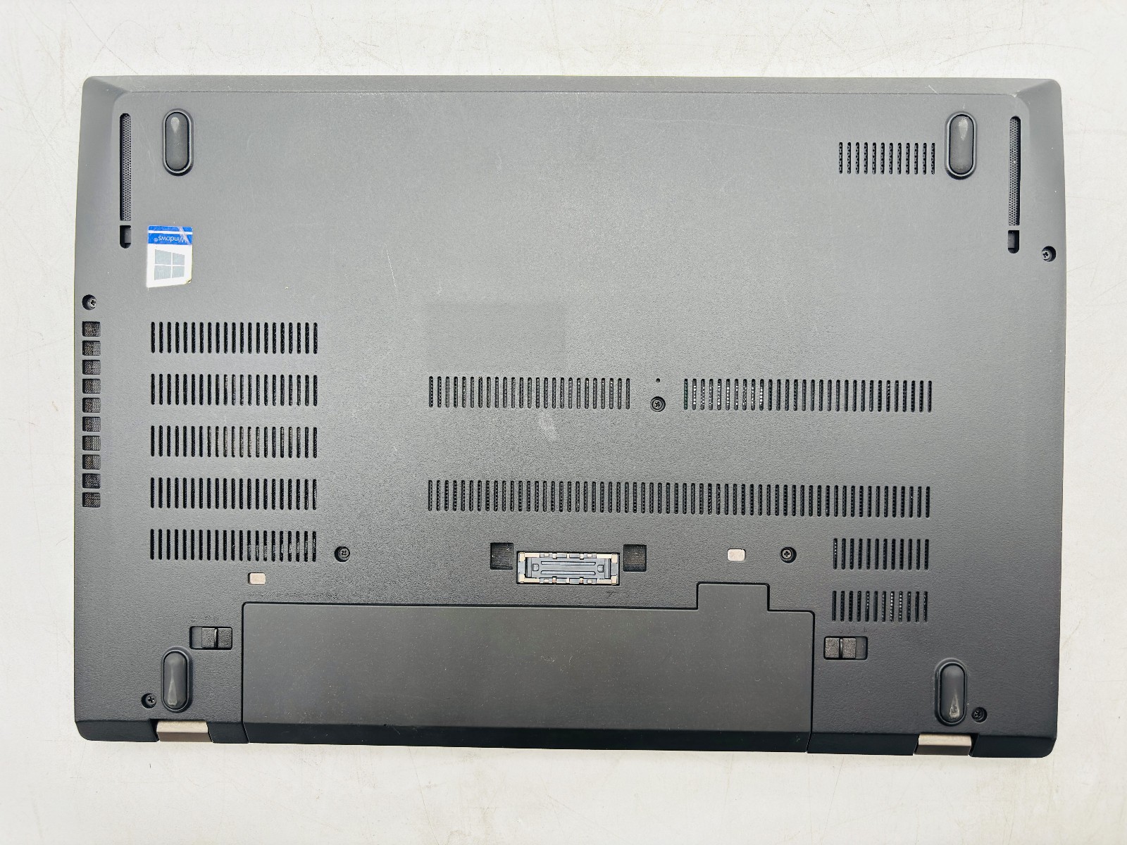 Lenovo ThinkPad T570 Touch - i5 7300U 16GB 256GB SSD Windows 10 Pro 4 Lenovo ThinkPad T570 Touch - i5 7300U 16GB 256GB SSD Windows 10 Pro