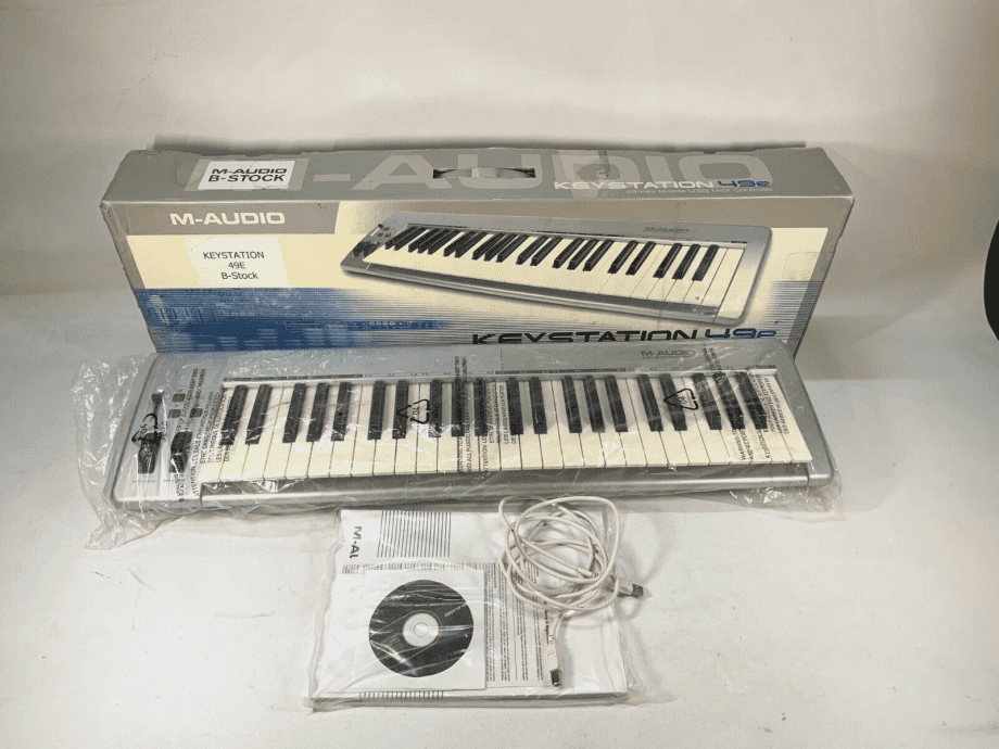 image of M Audio Keystation 49e 49 Key Mobile USB MIDI Controller 374993127461