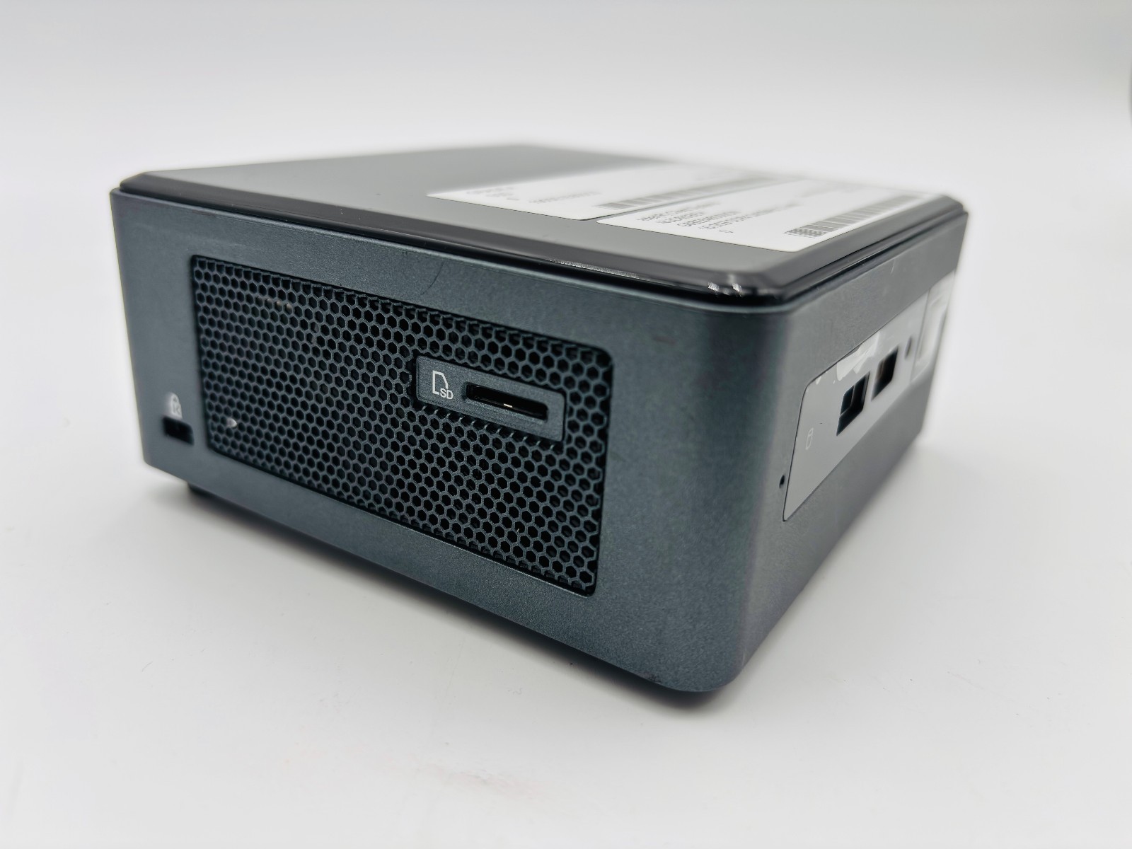 Intel NUC NUC8i5BEH1 - i5 8259U 16GB 500GB SSD Windows 11 Pro 3 Intel NUC NUC8i5BEH1 - i5 8259U 16GB 500GB SSD Windows 11 Pro